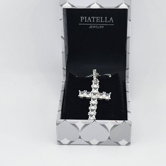 Square-Cut Gemstone Cross Necklace for a Modern Touch - Picture 2 of 6